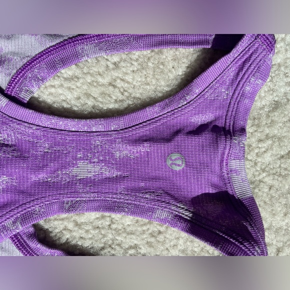 Size 4 lululemon race length swiftly tech tank top in moonlight magenta - Picture 2 of 4